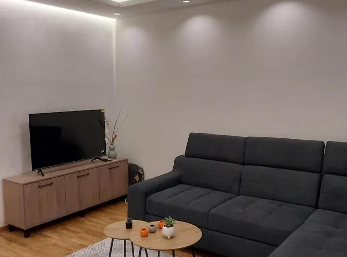 Lider Lux شقة أراندجيلوفاك